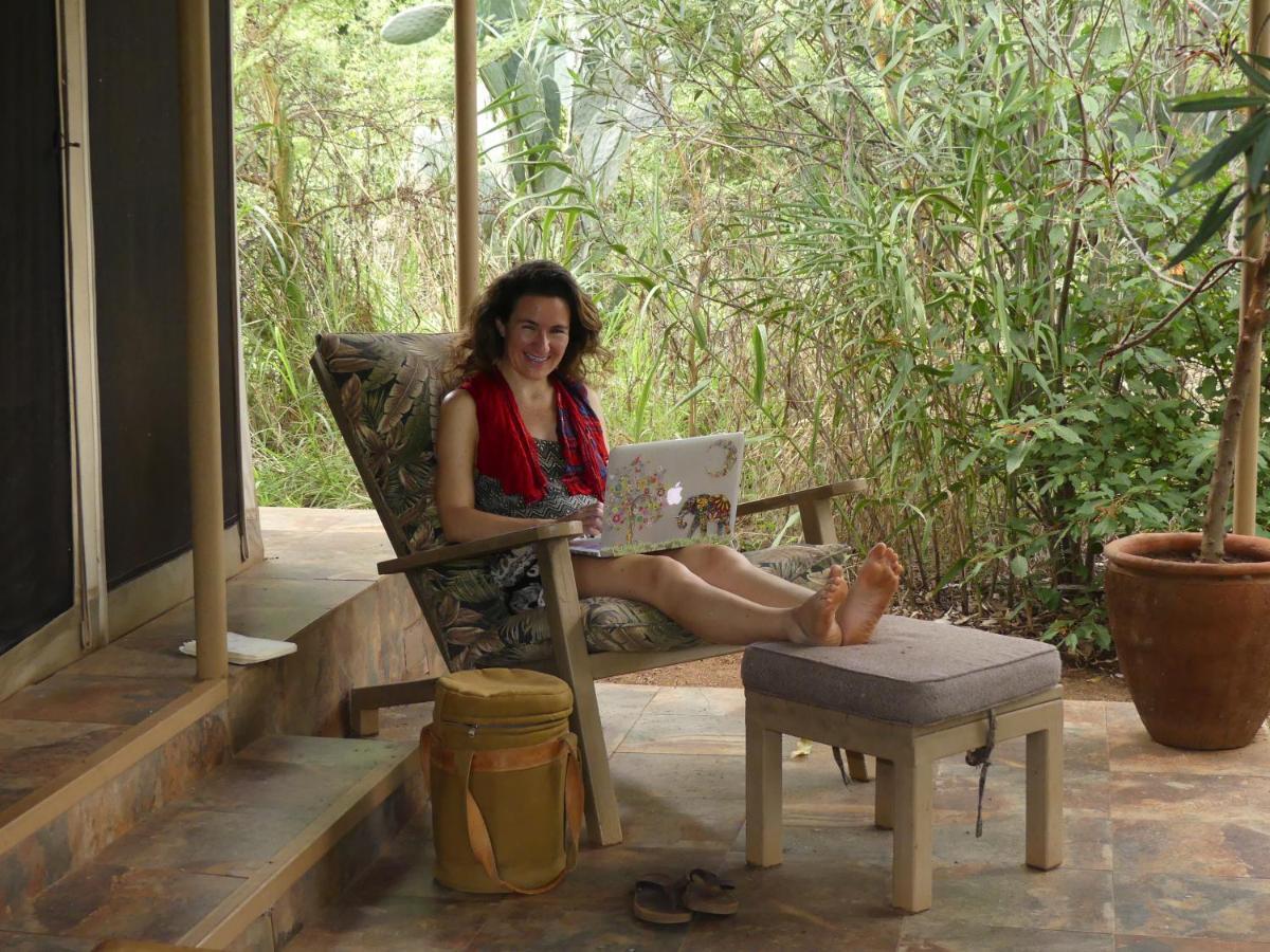 Ikweta Safari Camp Hotel Maua Екстериор снимка