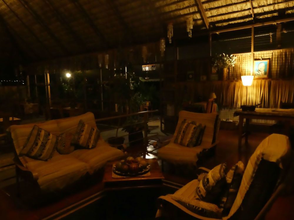 Ikweta Safari Camp Hotel Maua Екстериор снимка