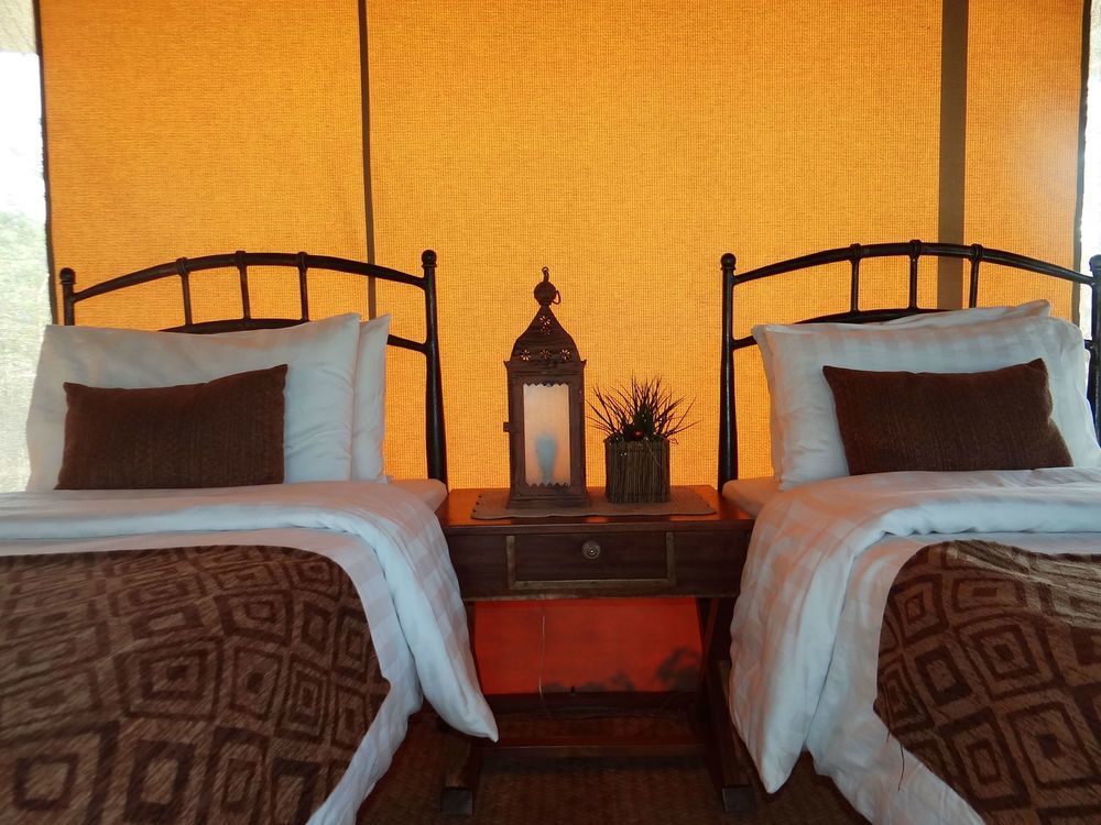 Ikweta Safari Camp Hotel Maua Екстериор снимка